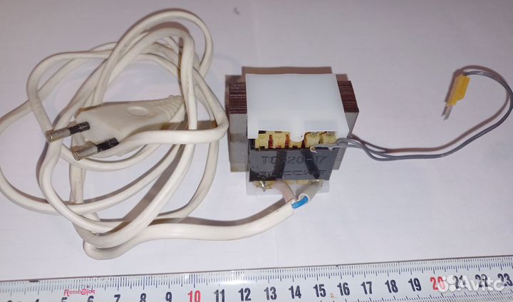 Трансформатор силовой тс-20-17 (13Вт; 11,2В; 1А)