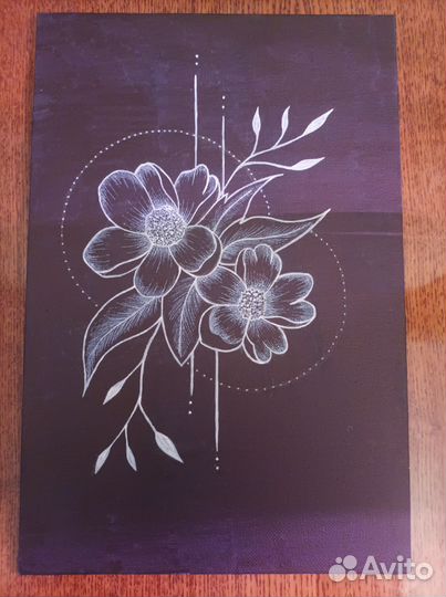 Рисунок на картонном холсте