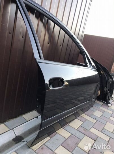 Дверь передняя правая Nissan Almera 2.5