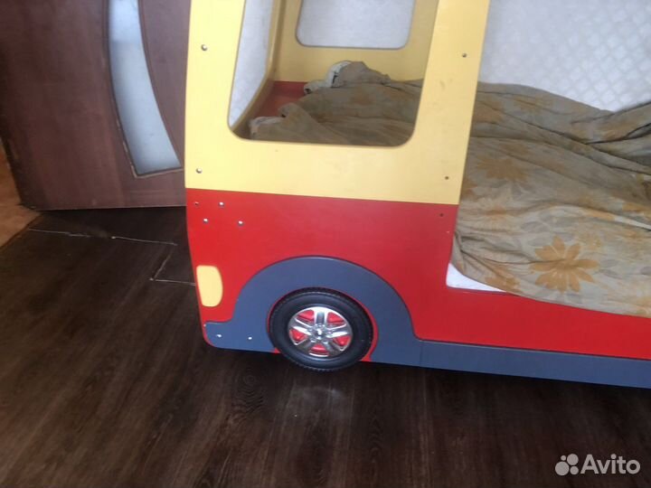 Двухярусная кровать детская