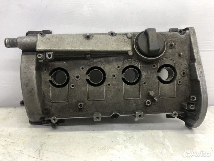Клапанная крышка 1.8T Volkswagen Audi