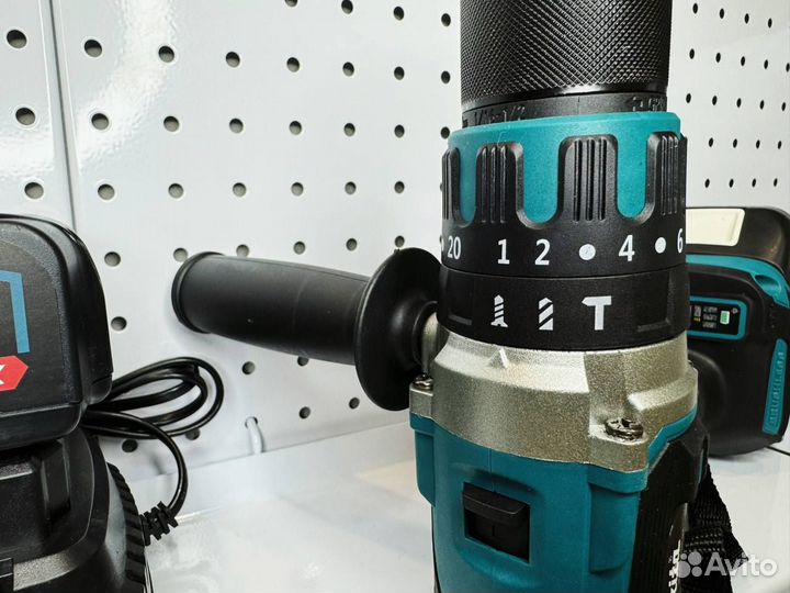 Дрель-Шуруповерт Makita бесщеточный 70Nm