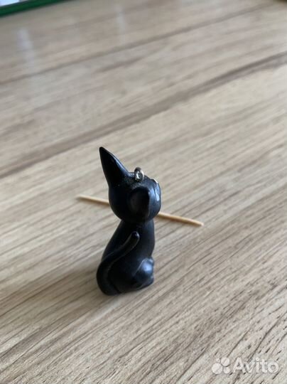 Киса сувенир, можно на телефон