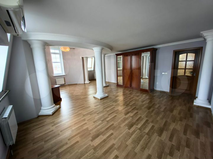 5-к. квартира, 221,1 м², 5/6 эт.