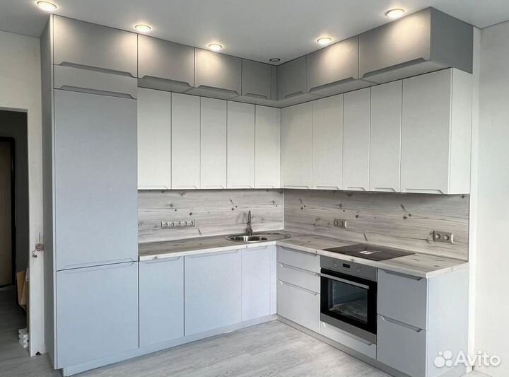 Кухонный гарнитур угловой