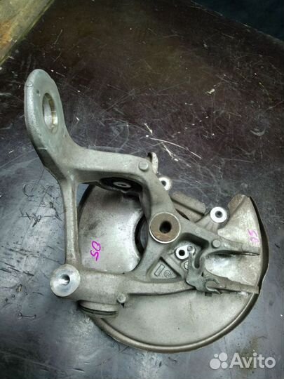 Цапфа задняя правая Audi A4 B8 8K 2416