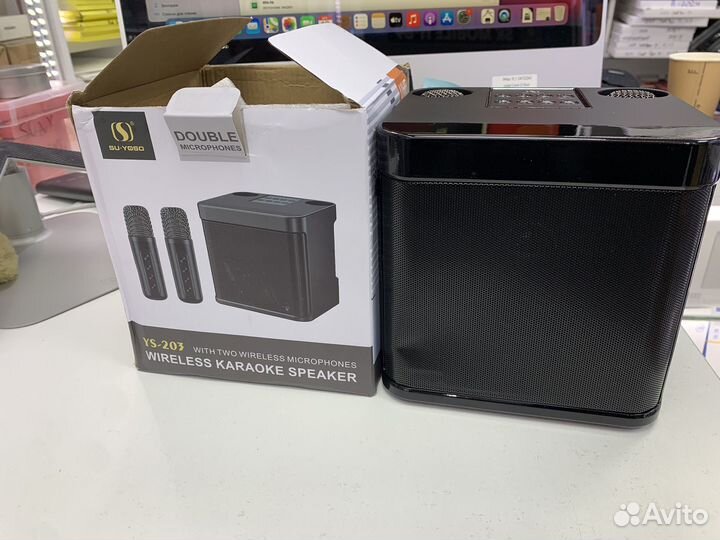Колонка с микрофоном для караоке