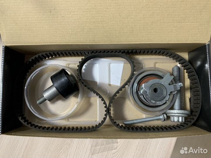 Комплект набор ремень грм, ролики Rapid 2017 1.4