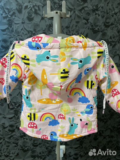 Куртка для девочки новая