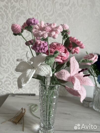 Вязаные цветы, букеты