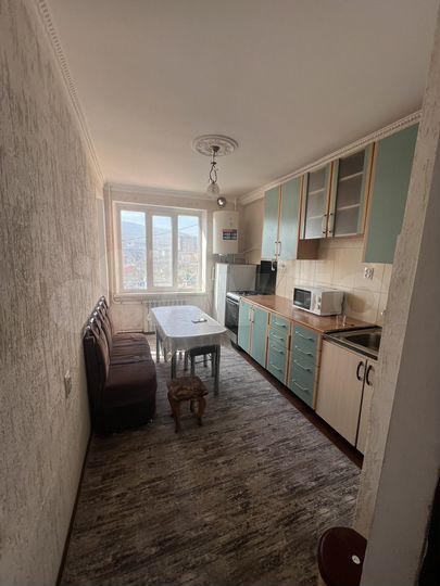 3-к. квартира, 100 м², 7/9 эт.