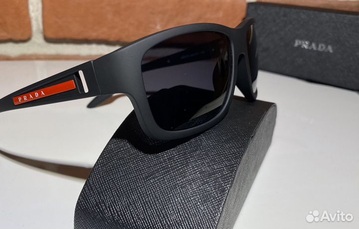 Солнцезащитные мужские очки Prada (хит сезона )