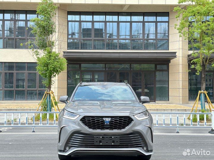 Toyota Highlander 2.5 AT, 2022, 44 000 км