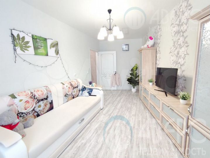 1-к. квартира, 42 м², 1/9 эт.