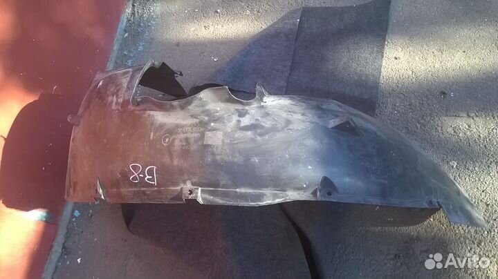 Вольво XC90 подкрылок передний левый