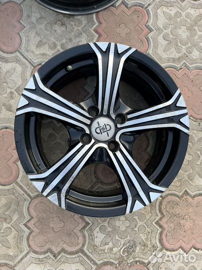 Литые диски r15 4 100