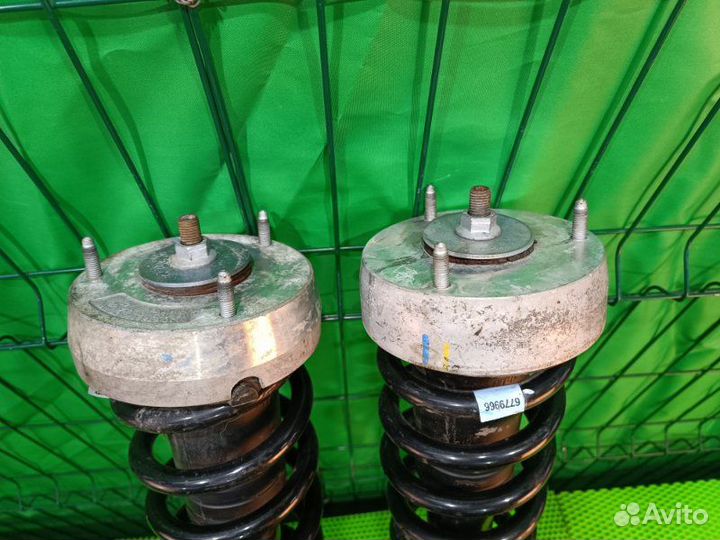 Комплект стоек передний Bmw X5 E70 2007