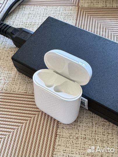 Airpods 2 (кейс)