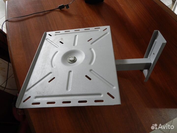 Полка для телевизора или микроволновки