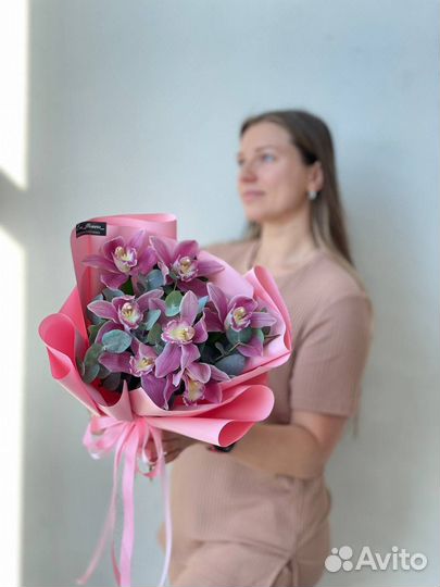 Орхидея розовая
