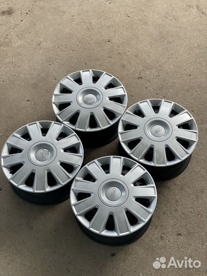 Оригинальные диски r15 5х108 Ford с колпаками