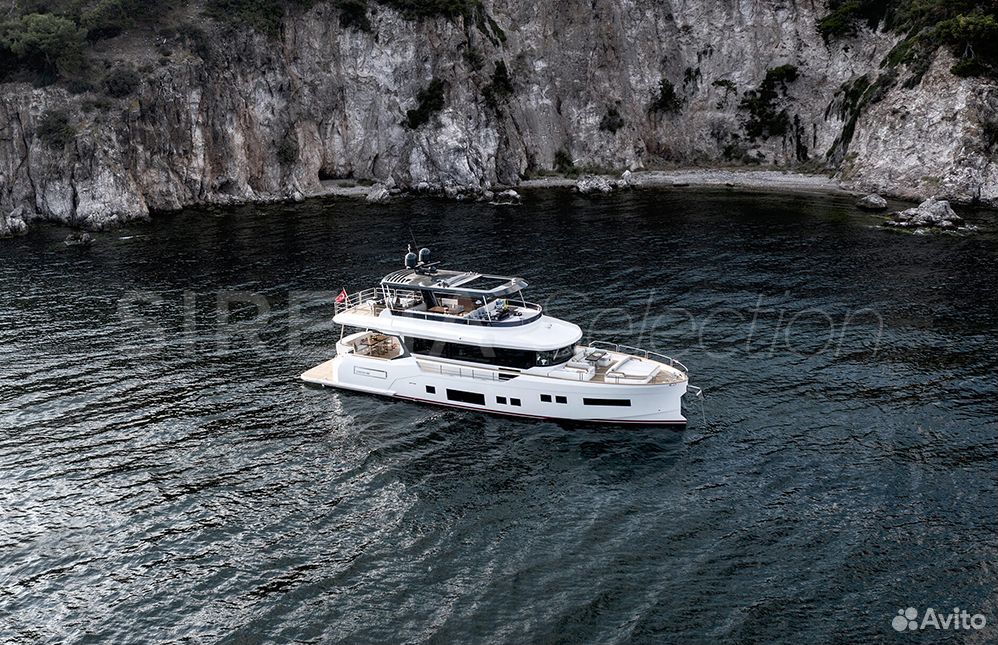 Моторная яхта Sirena 68, Авсаллар