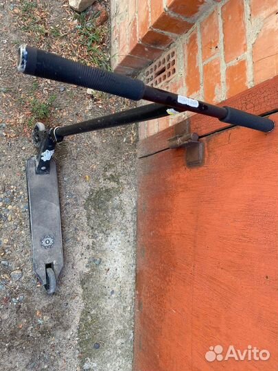 Трюковой самокат