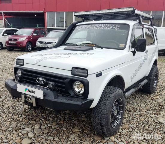 LADA 4x4 (Нива) 1.7 МТ, 2009, 200 000 км