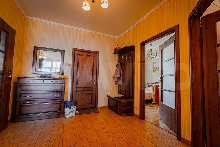 3-к. апартаменты, 87 м², 3/4 эт.