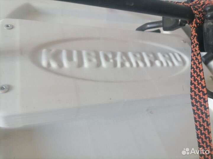 Карповый кораблик