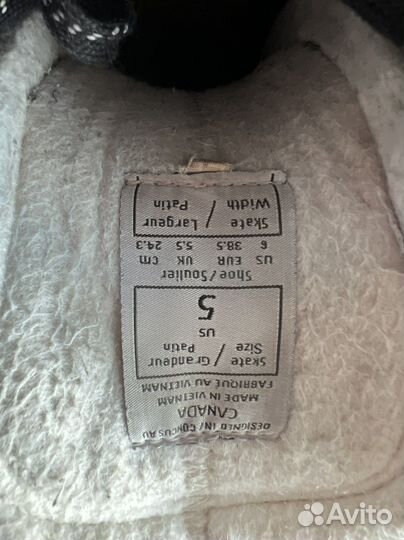 Хоккейные коньки CCM 38.5