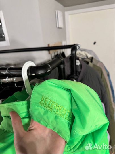 Пуховик Vetements Neon Green Logo Double Оригинал