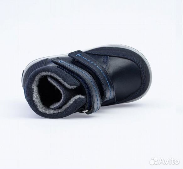 Продаются ботинки