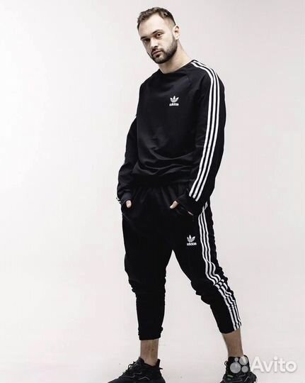 Спортивный костюм Adidas