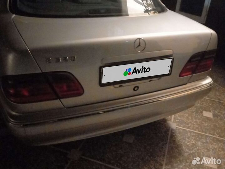 Mercedes-Benz E-класс 3.2 AT, 1999, 110 000 км