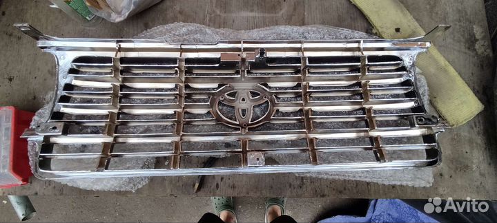 Решетка радиатора land cruiser 80