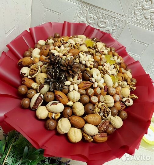 Сухофруктовые и ореховые букеты