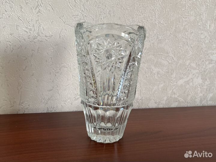 Хрустальная ваза для цветов 20,5 см