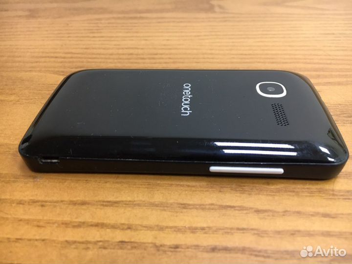 Alcatel One Touch Pixi 4007D, 512 МБ