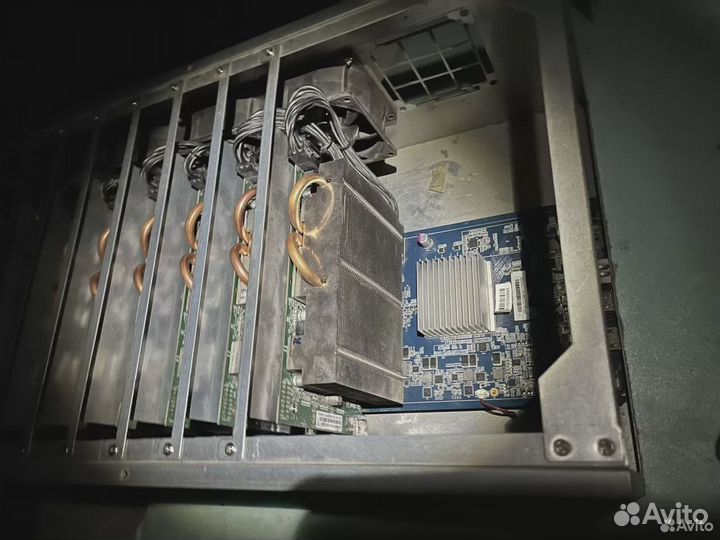 Видеокарты 8шт rx570 8gb в закрытом корпусе