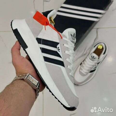 Adidas мужские кроссовки новые