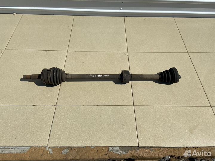 Привод передний правый Nissan Primera P12