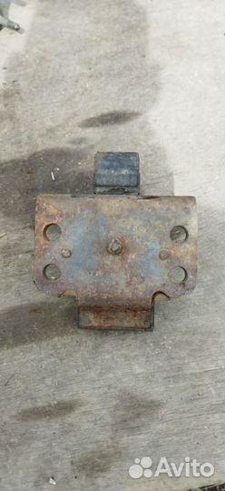 Подушка двс Nissan Safari wfgy61 TB48DE 2002