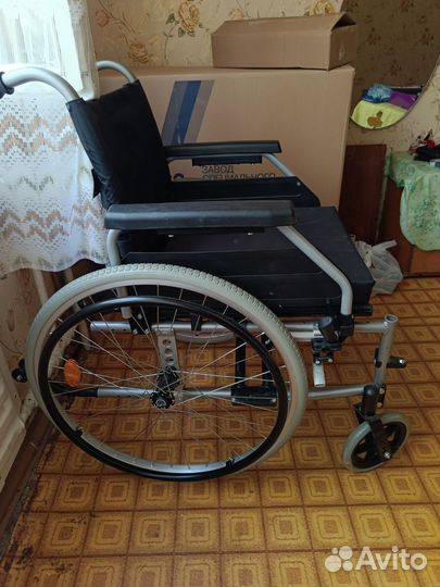 Инвалидная коляска новая