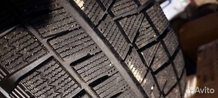 Bridgestone Blizzak Revo GZ 205/65 R15