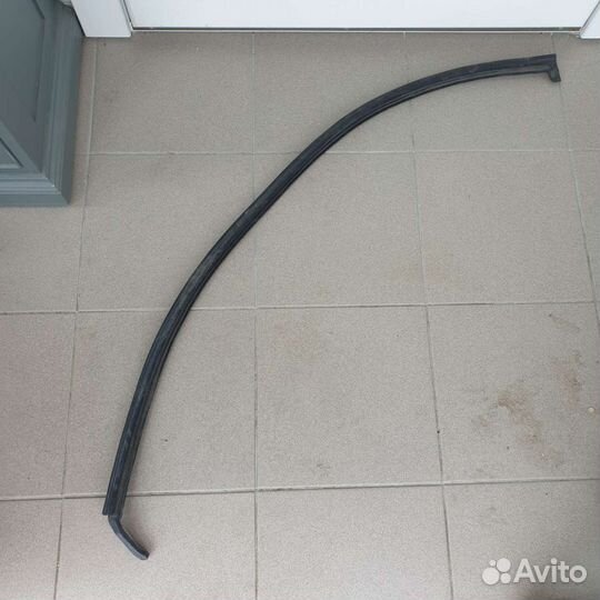 Renault Kangoo.Рено Канго.Резинка задней R двери