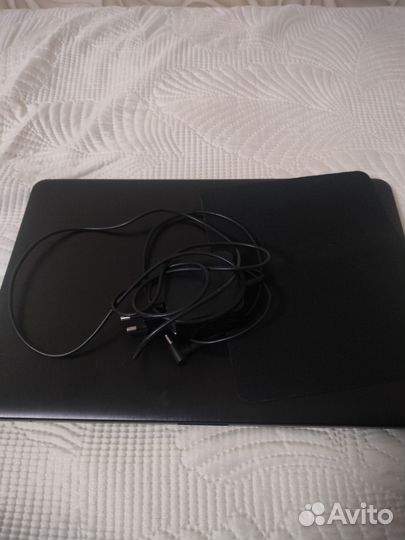 Ноутбук asus