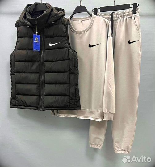 Спортивный костюм Nike