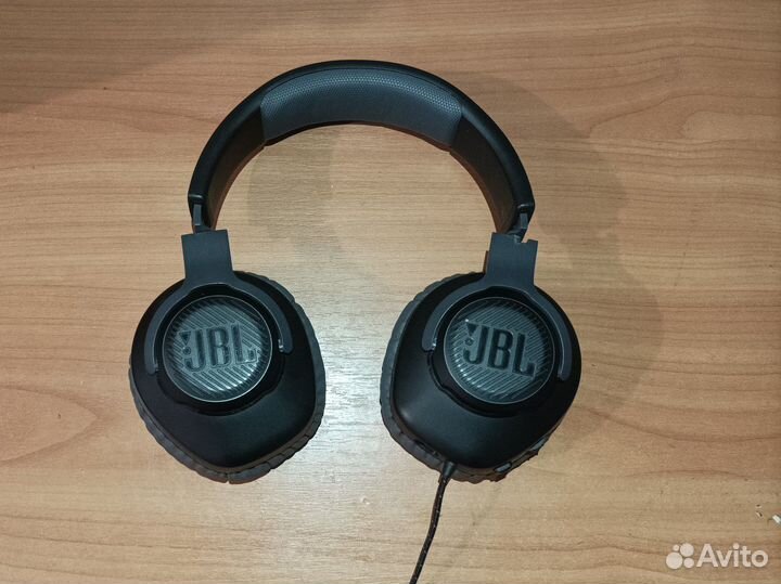 JBL quantum 100 чёрный