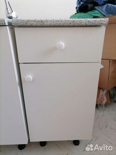 Кухонный гарнитур бу с мойкой